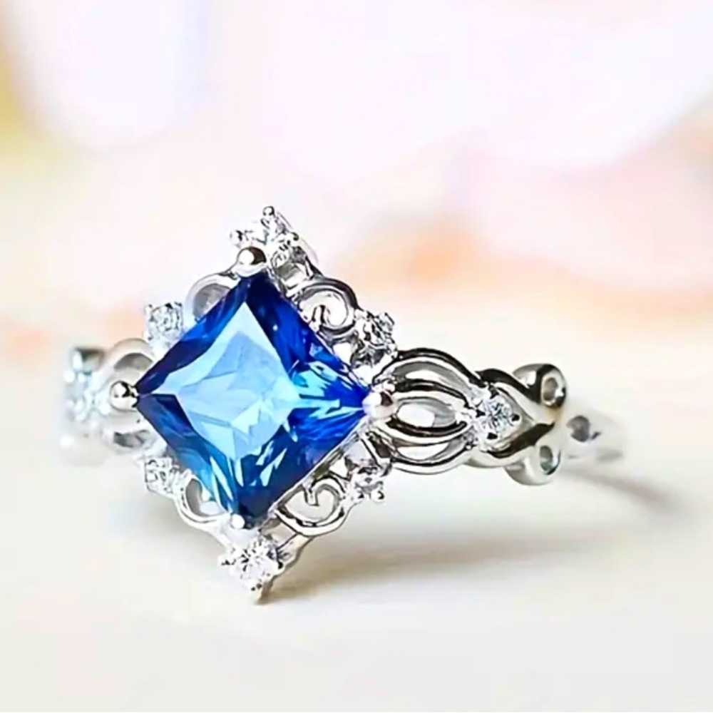 Beautiful lab created Sapphire, scroll Patterned Ring Sterling silver plated NWT